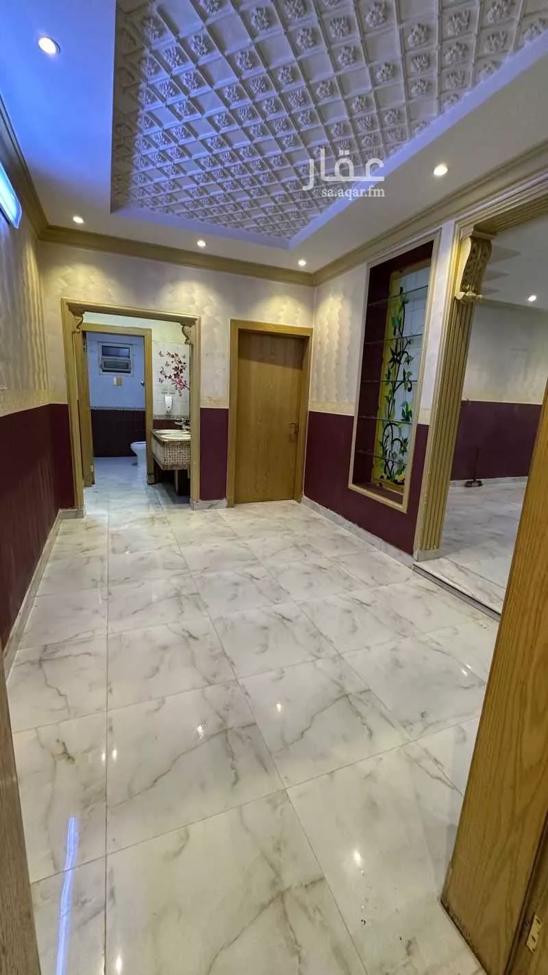 فيلا 7 غرف في العزيزية 4