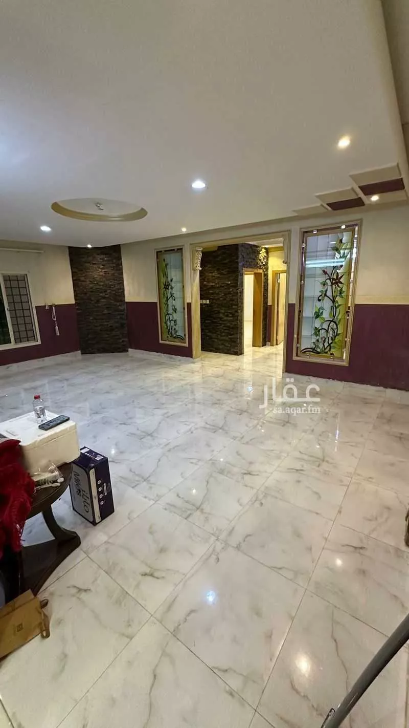 فيلا 7 غرف في العزيزية 3