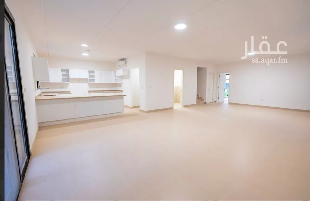 فيلا 4 غرف في المونسية 5