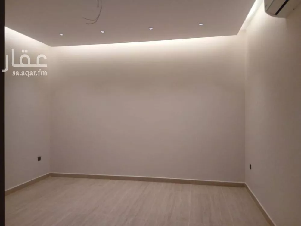 9 bedroom villa in Al Mahdiyyah, Riyadh 18