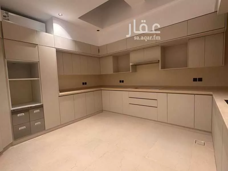 شقة 9 غرف في المهدية 3