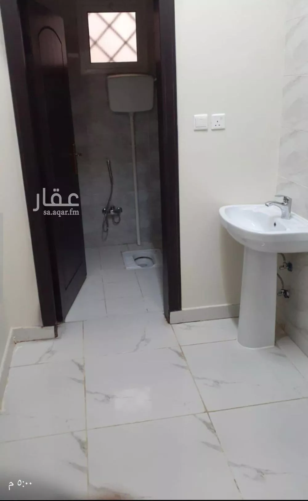 شقة 3 غرف في الرمال 4