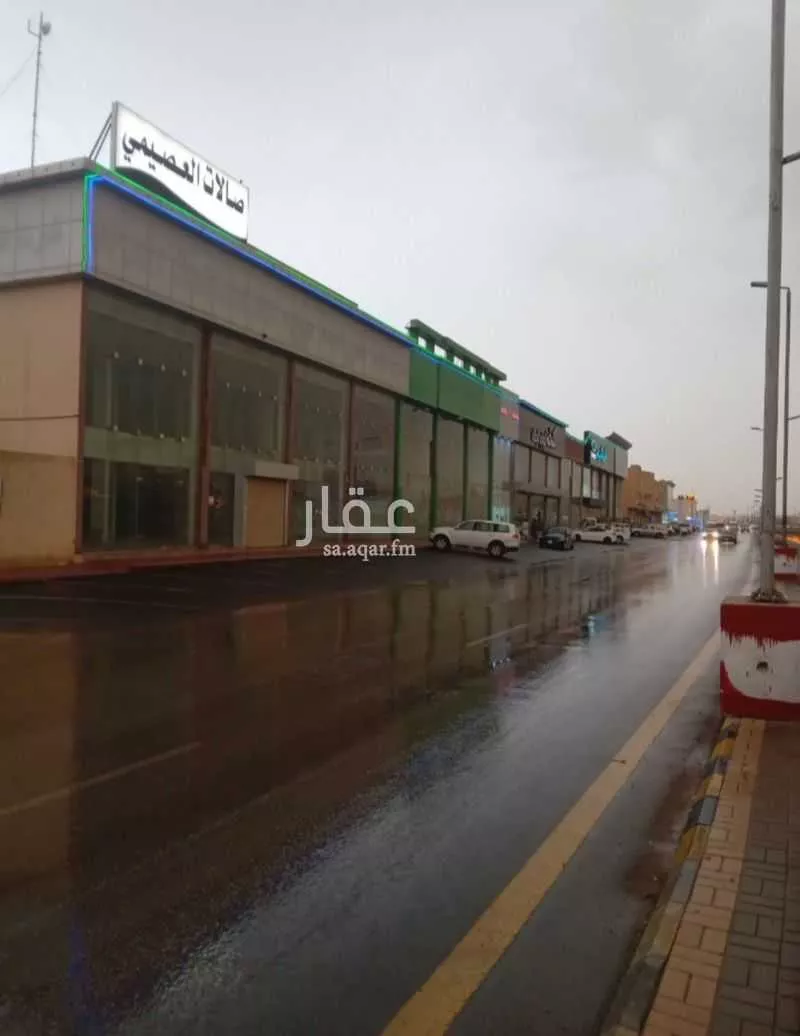 محل 280 م² في الفيحاء 2