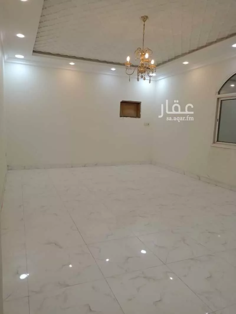 شقة 6 غرف في النور 3