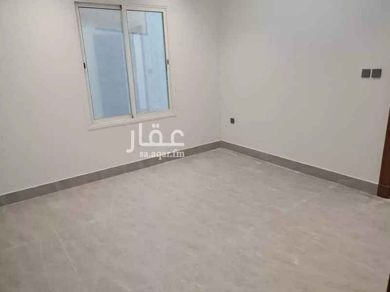 شقة 5 غرف في ضاحية الملك فهد 2