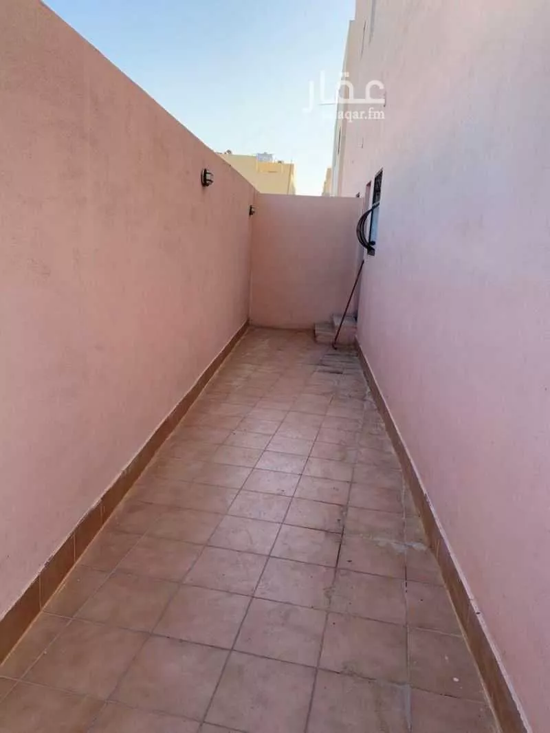 عمارة 629 م² في النورس 4