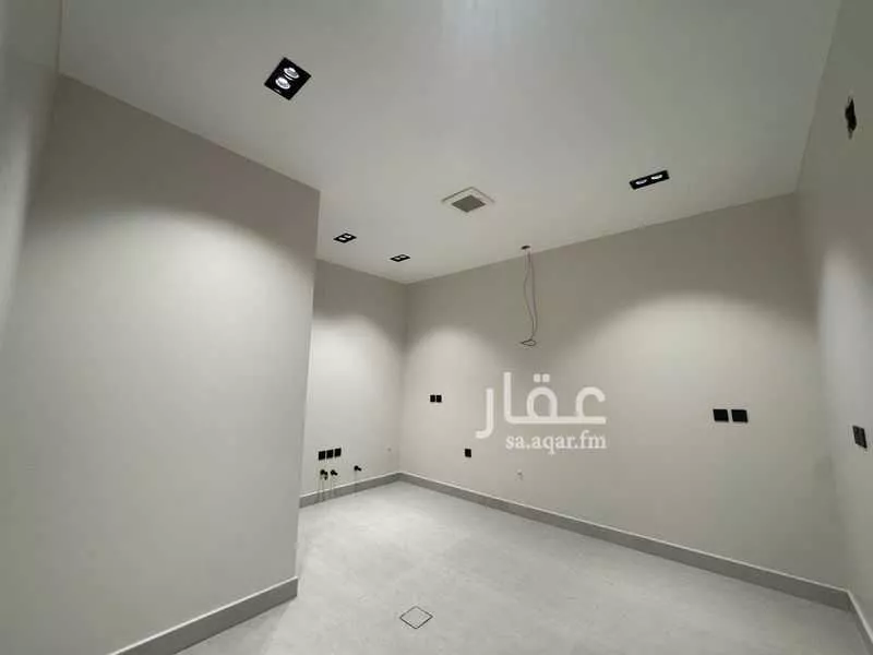 3 bedroom floor in As Suwaidi 4