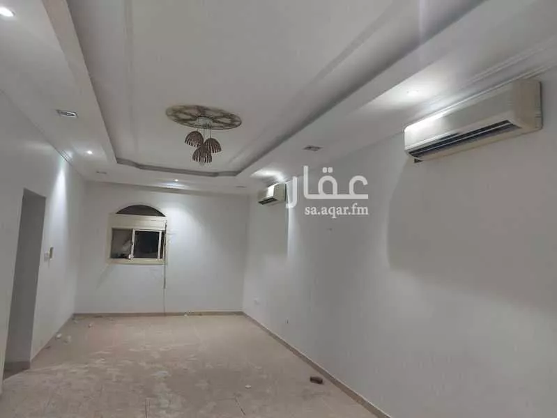 فيلا 9 غرف في طيبة 5