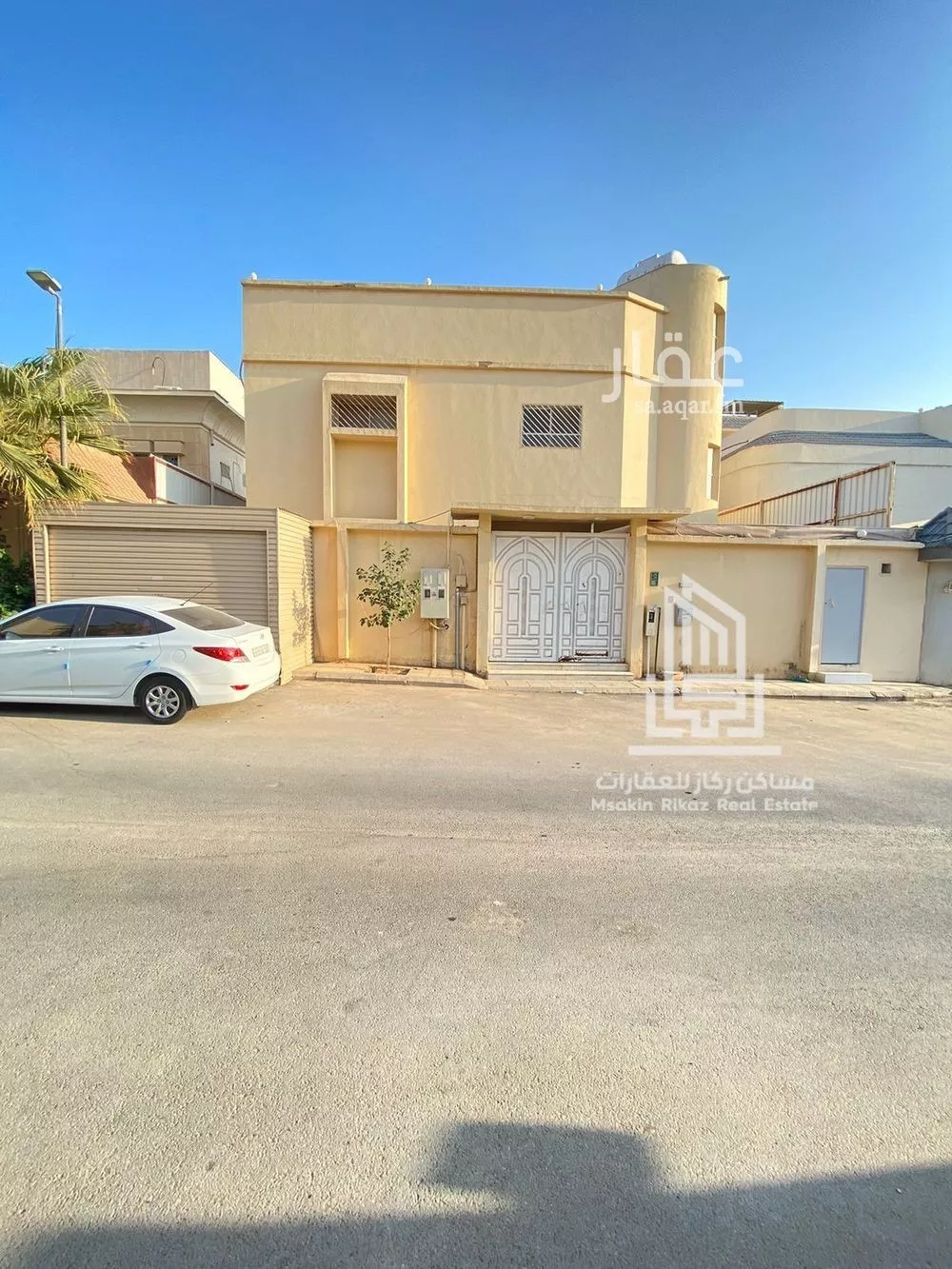 493 sqm land in Al Rawdah 2