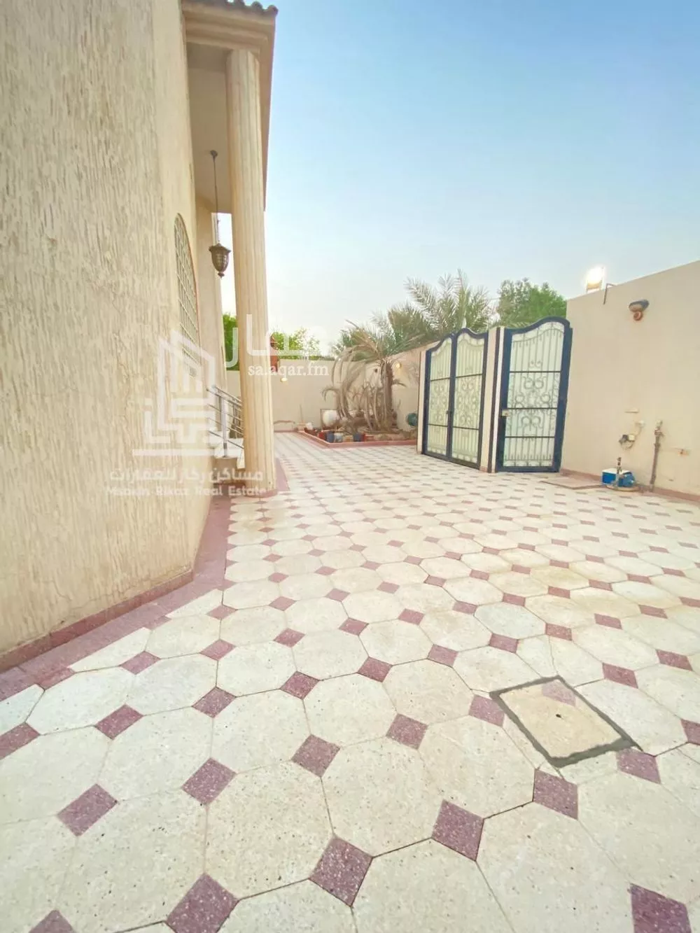 عمارة 600 م² في الفيحاء 2