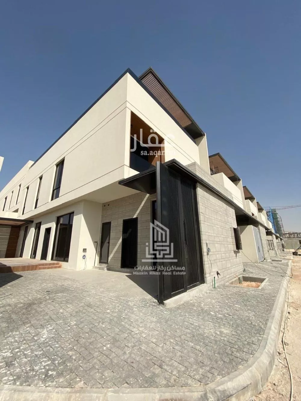4 bedroom floor in Al Rabwa 2