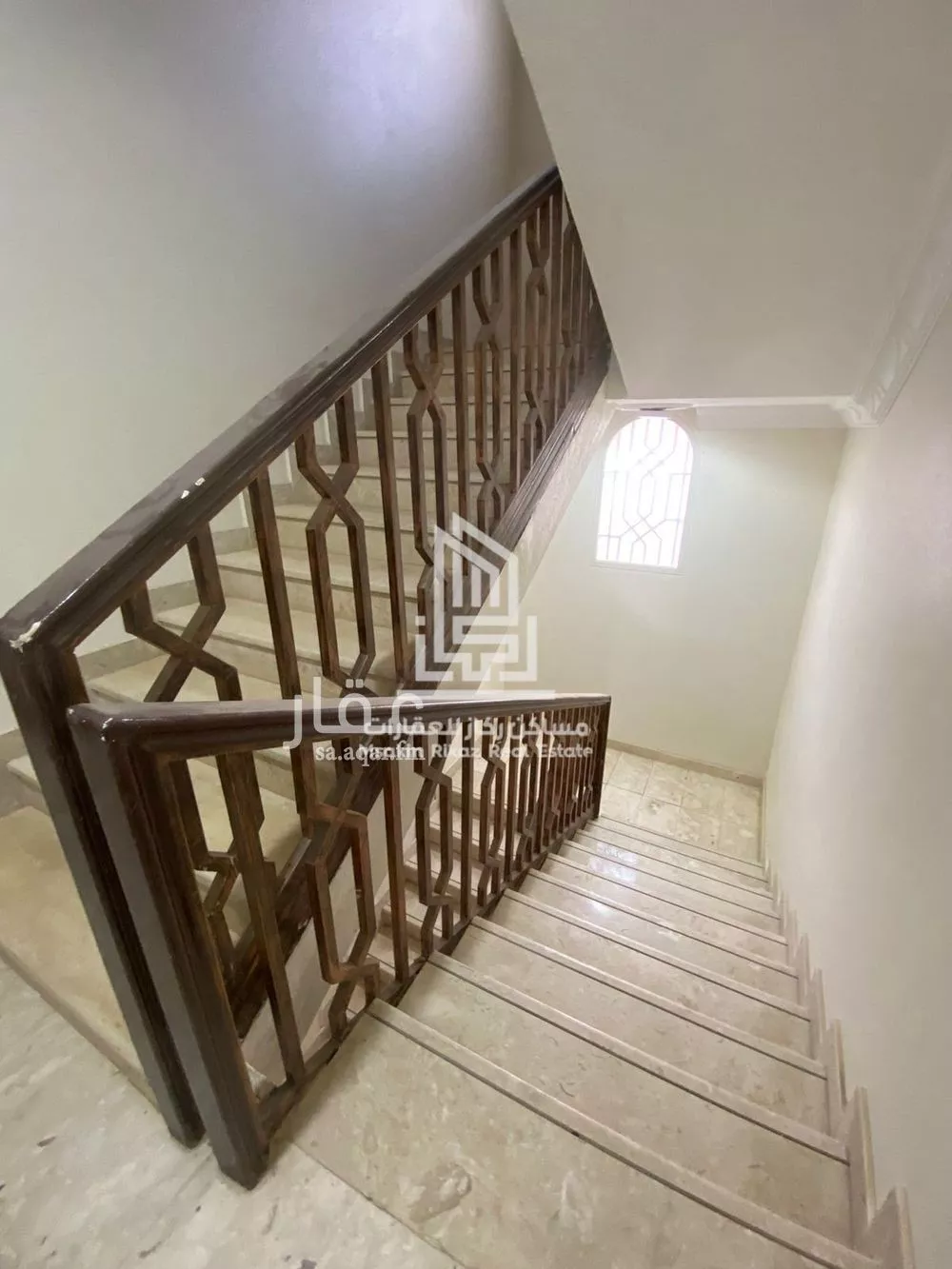 دور 5 غرف في السلام 3