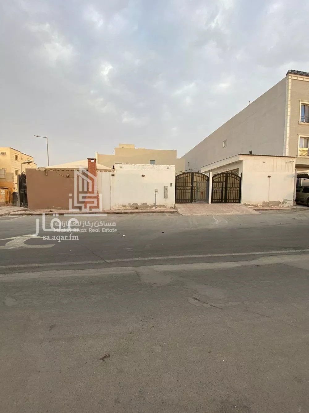 أرض 325 م² في اليرموك 4