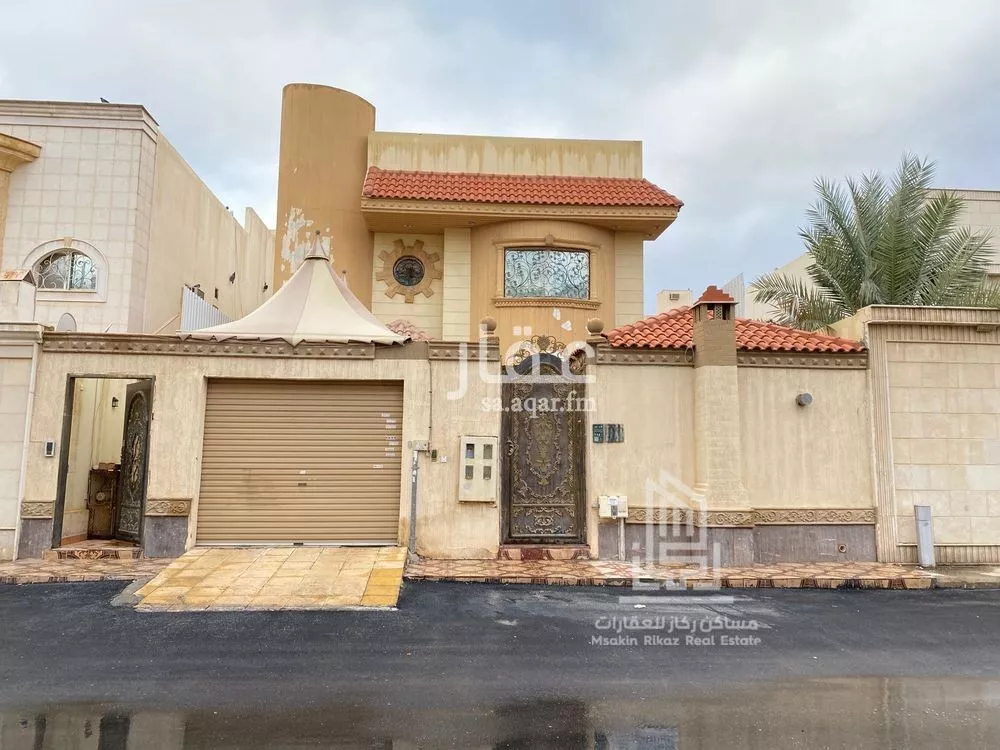 14 bedroom villa in As Saadah 2