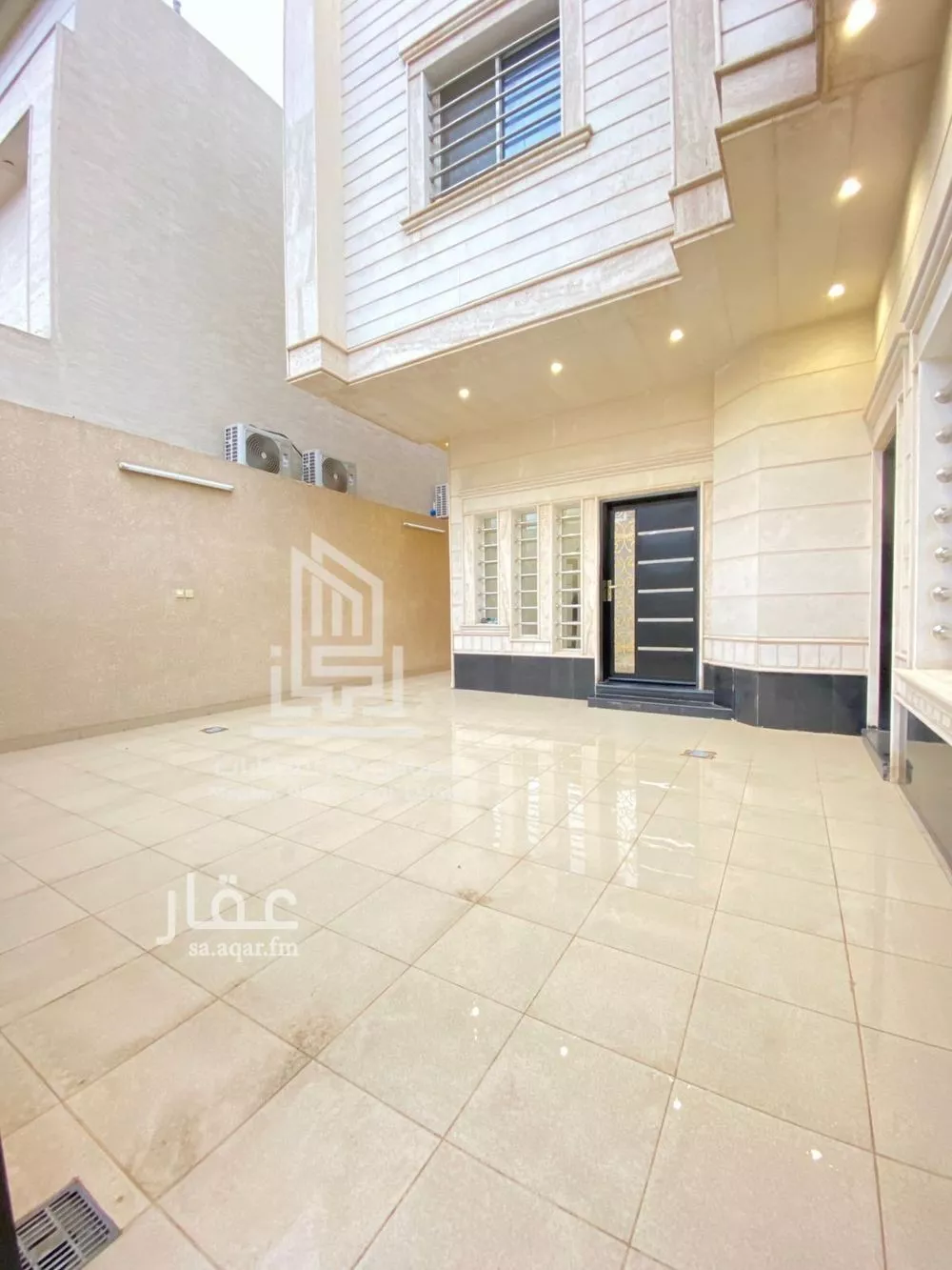 فيلا 16 غرف في السعادة 3