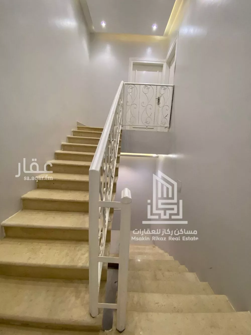 دور 4 غرف في الياسمين 4