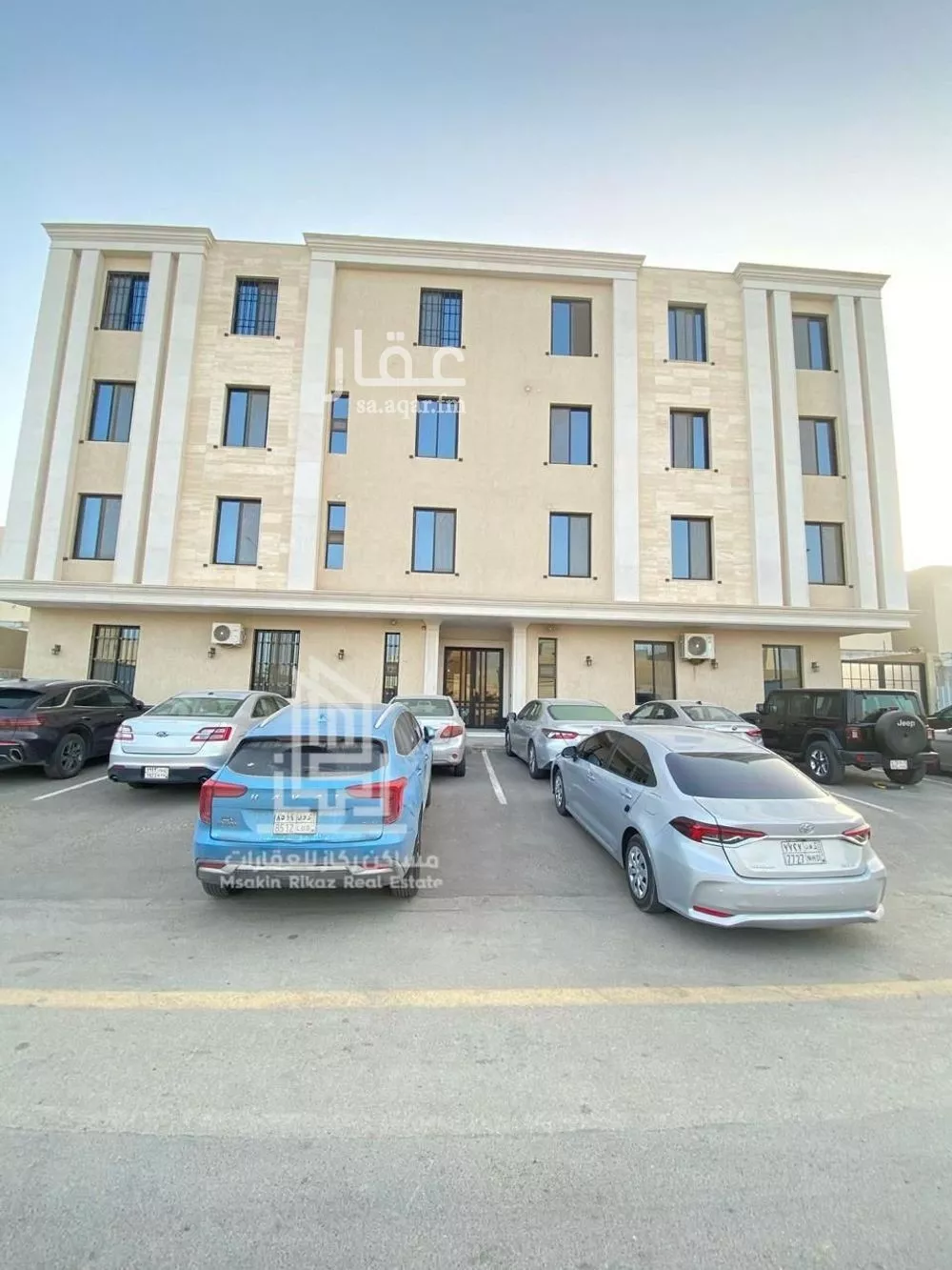 شقة 4 غرف في السعادة 1