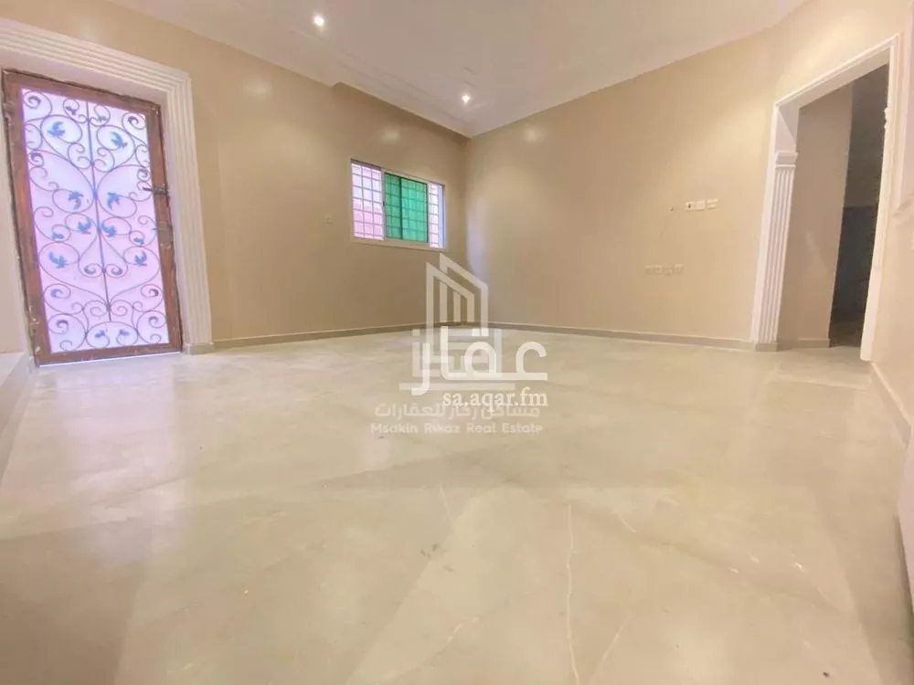 11 bedroom villa in Al Fayha, Riyadh 8