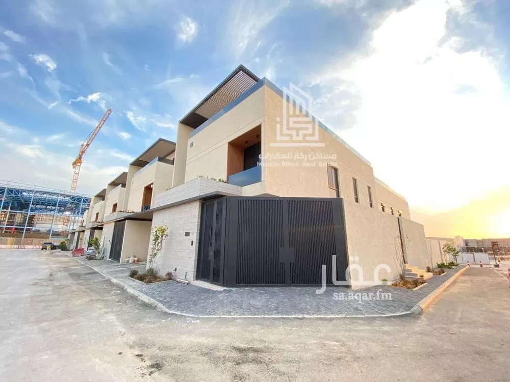 5 bedroom floor in Al Rabwa 1