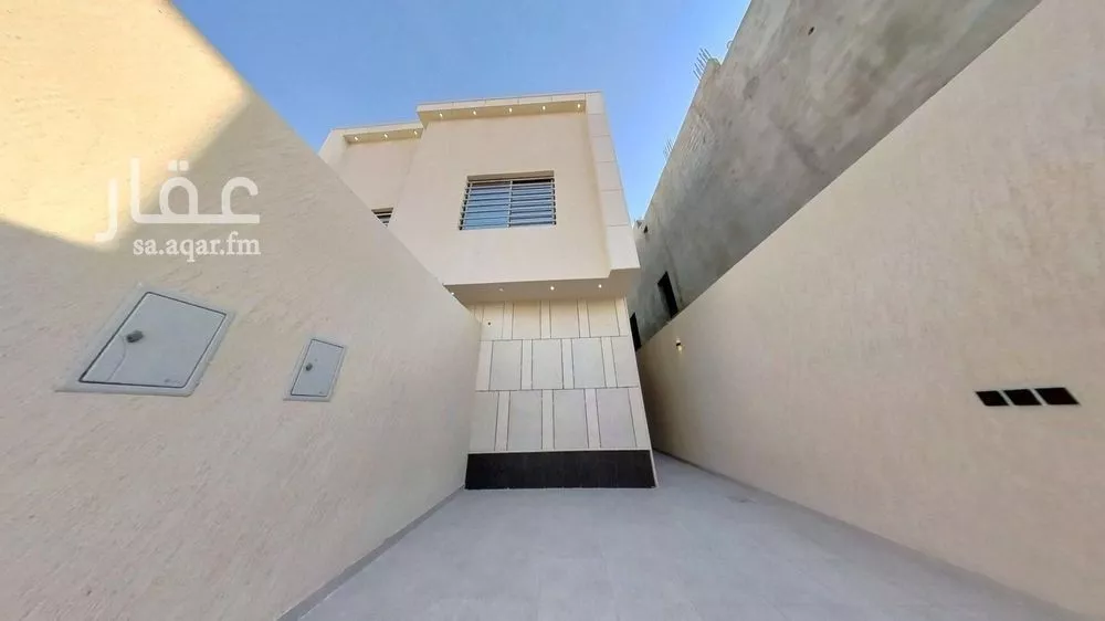 دور 4 غرف في الشرق 1