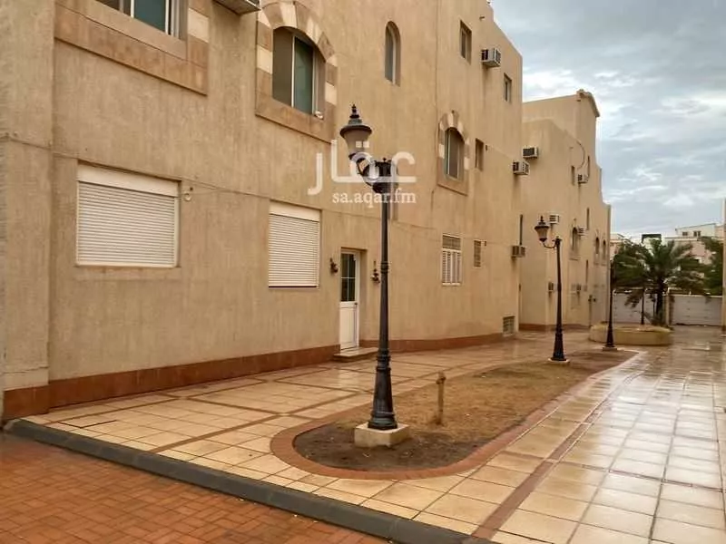 شقة 7 غرف في العليا 2