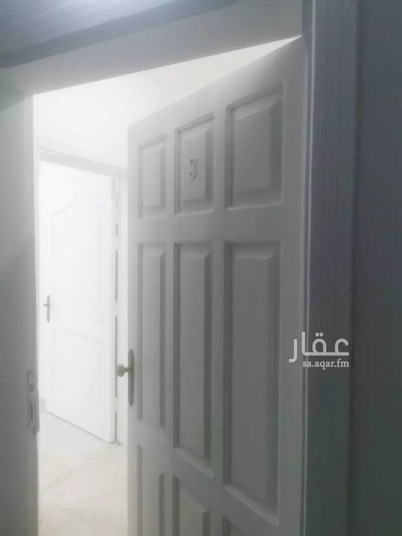 شقة 4 غرف في طيبة 1