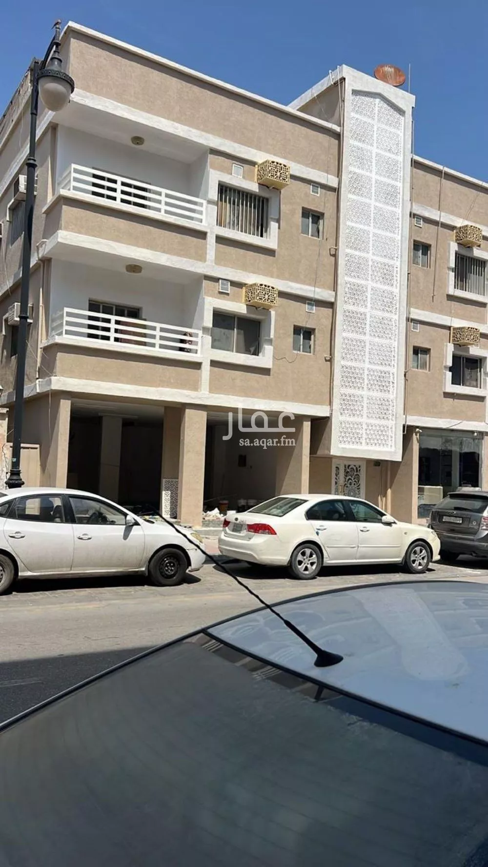 302 sqm building in North Al Khobar 1