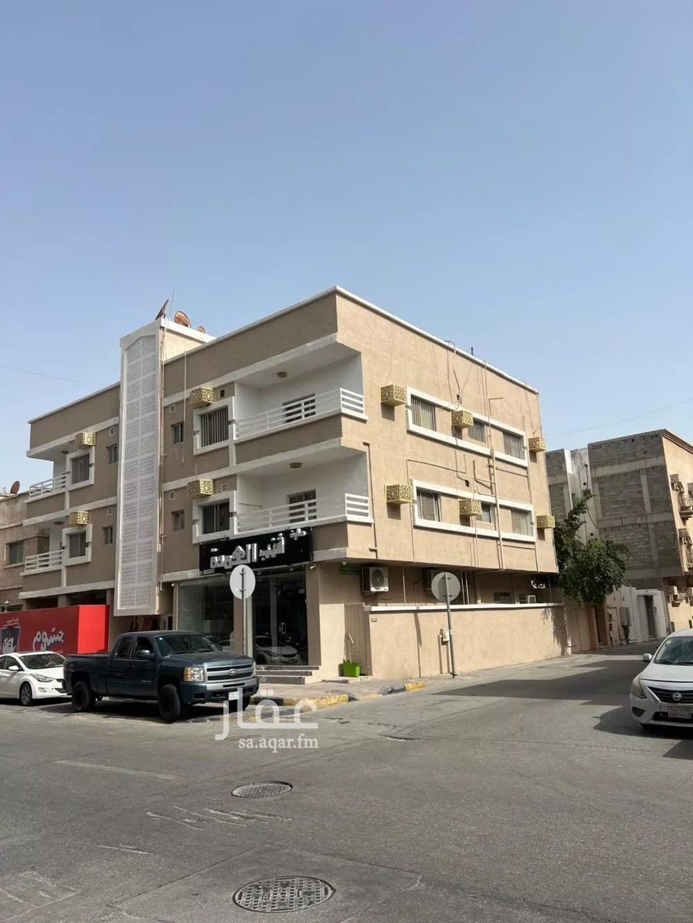 302 sqm building in North Al Khobar 4
