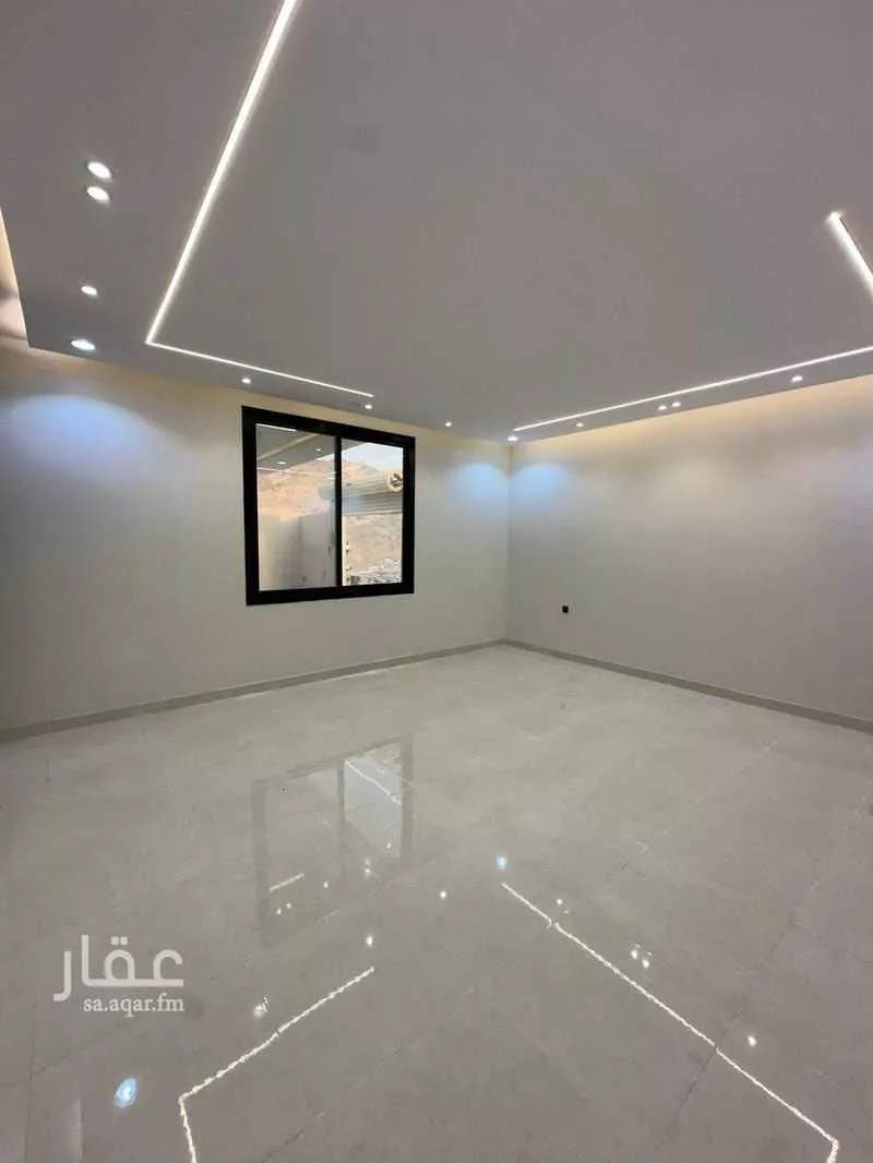 فيلا 6 غرف في العكيشية 3