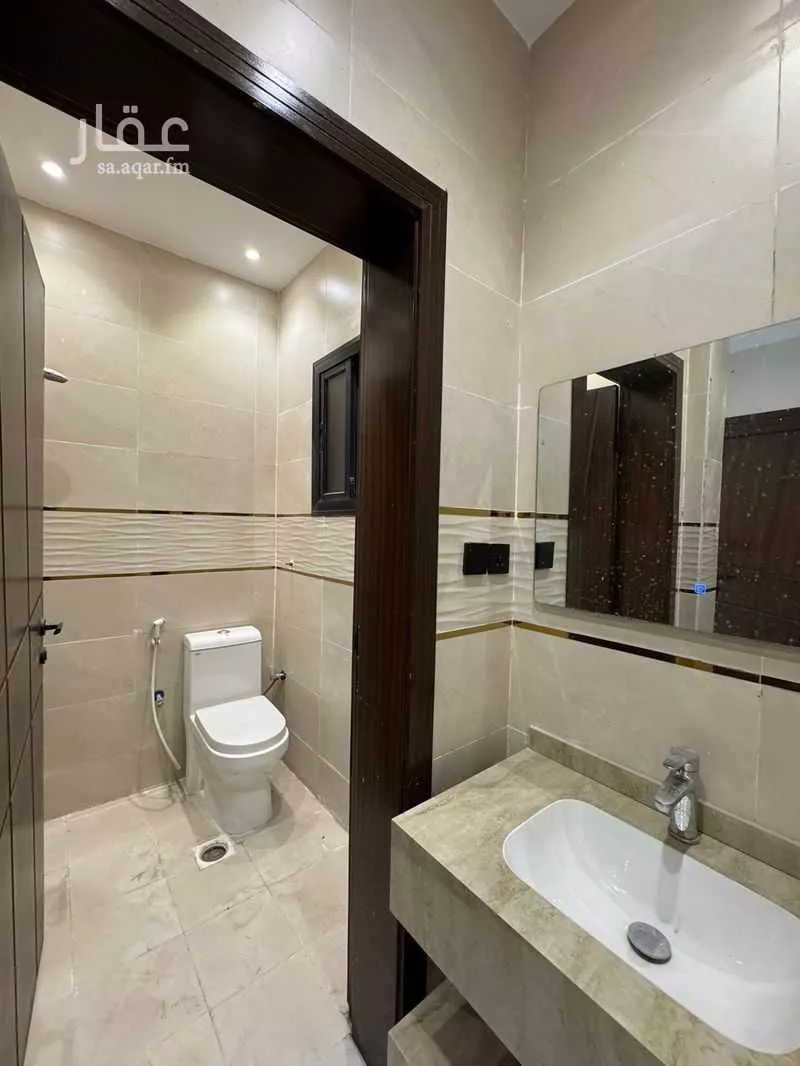 عمارة 371 م² في العكيشية 4