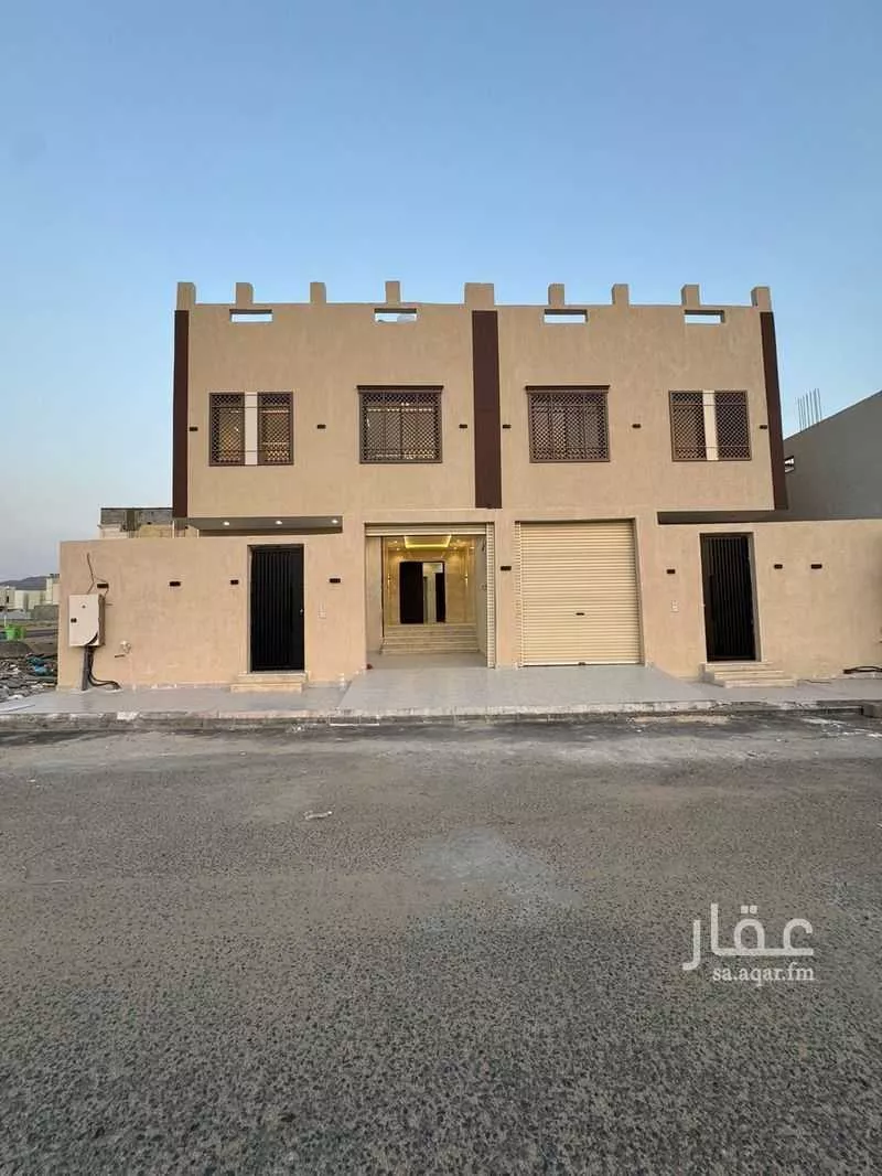 عمارة 371 م² في العكيشية 1