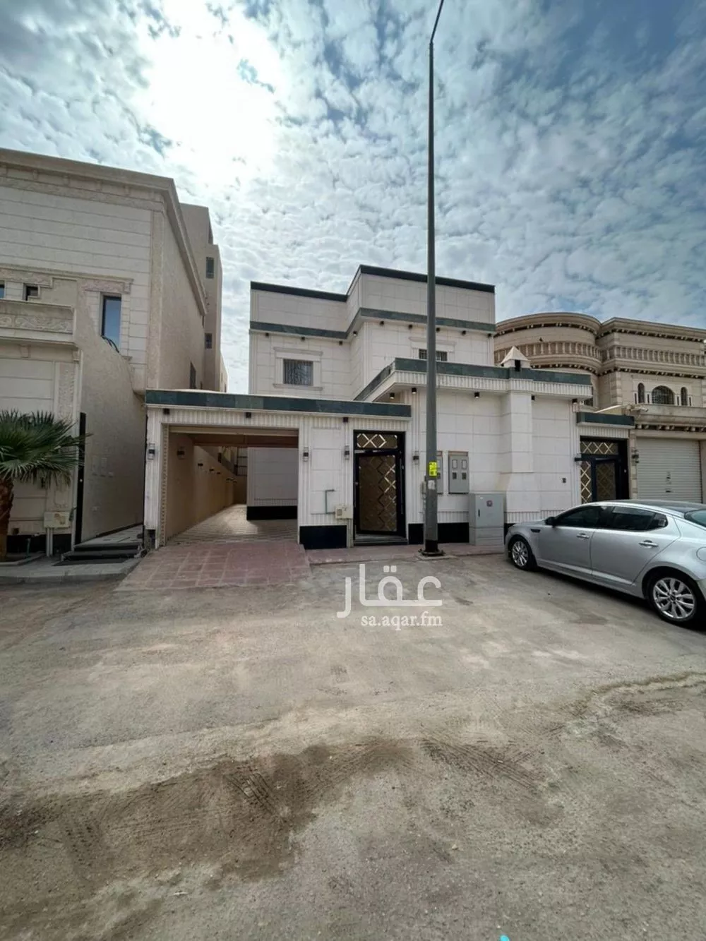 فيلا 4 غرف في الرمال 1