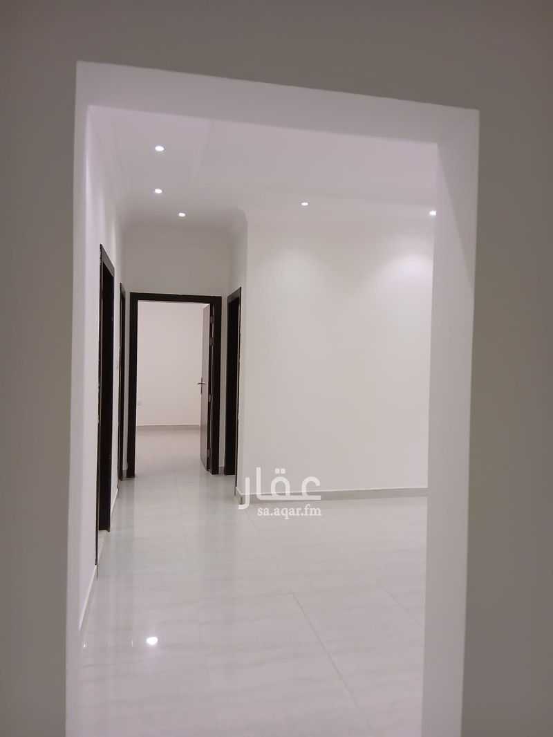 3 bedroom apartment in King Abdul Aziz, Riyadh 5