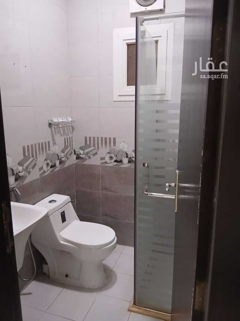 3 bedroom apartment in King Abdul Aziz, Riyadh 10