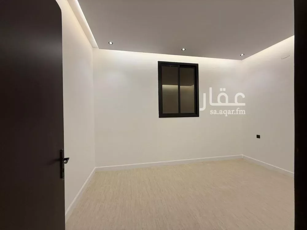 فيلا 4 غرف في طويق 5