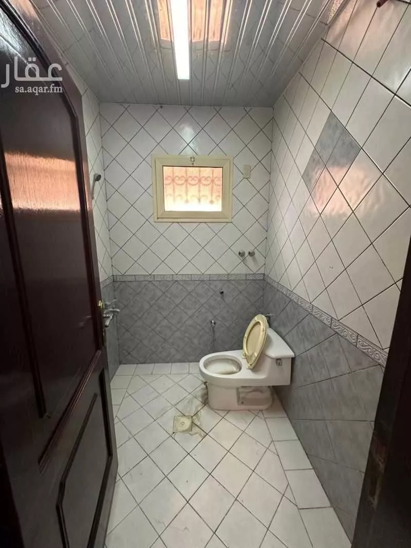 8 bedroom villa in Ash Shati Al Gharbi, Eastern Province 6