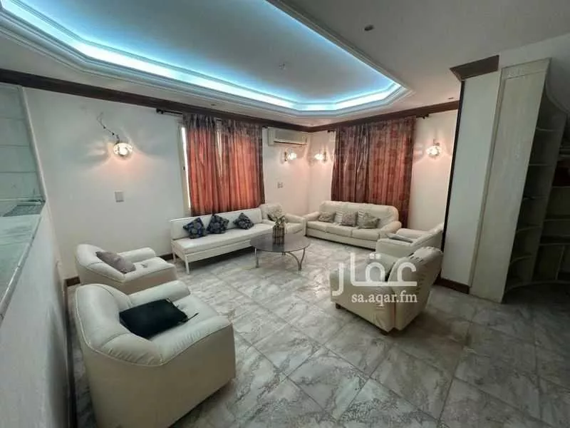 8 bedroom villa in Ash Shati Al Gharbi, Eastern Province 15