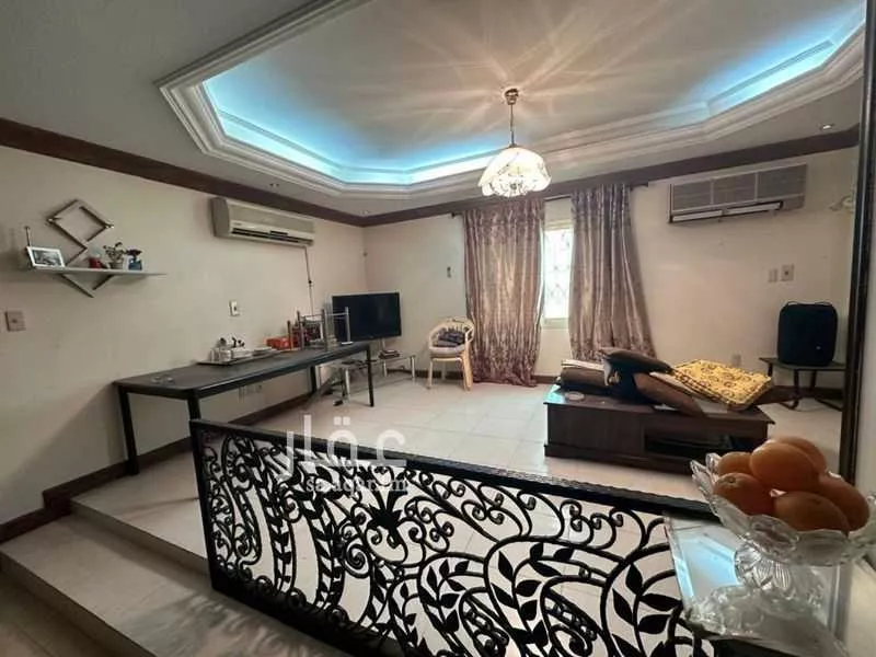 8 bedroom villa in Ash Shati Al Gharbi, Eastern Province 12