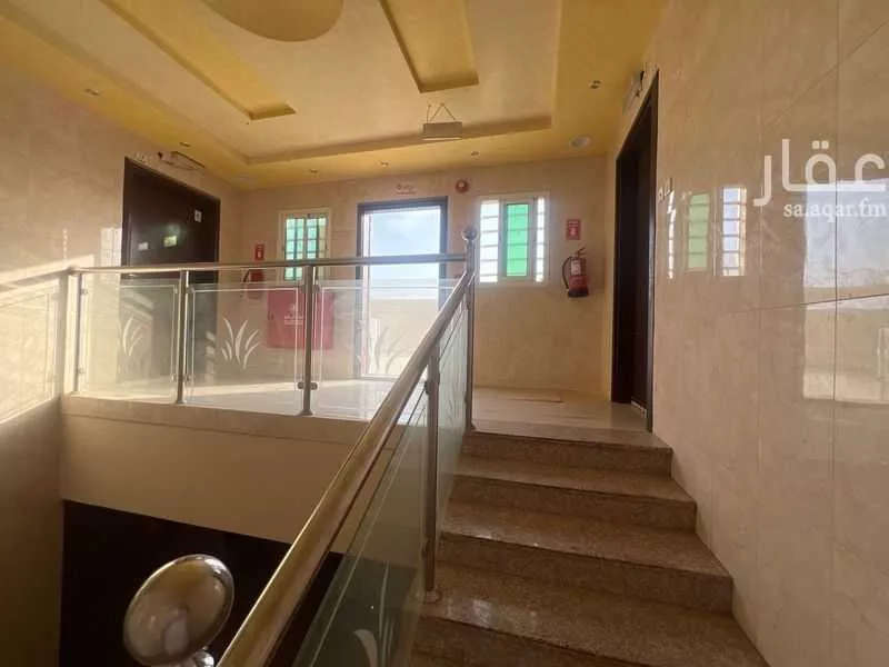 عمارة 625 م² في العريجاء الغربية 1