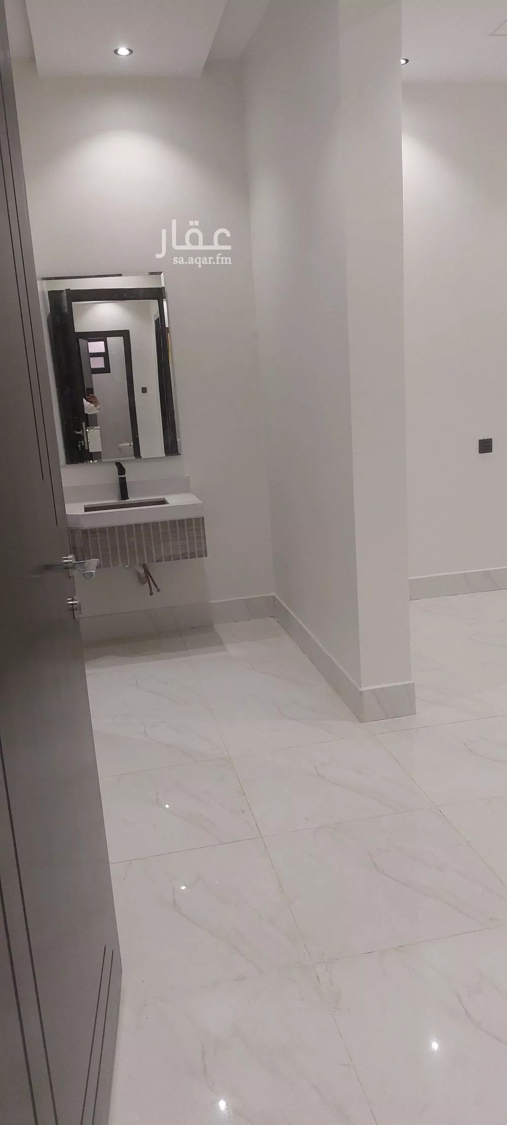 4 bedroom apartment in Tuwaiq, Riyadh 4