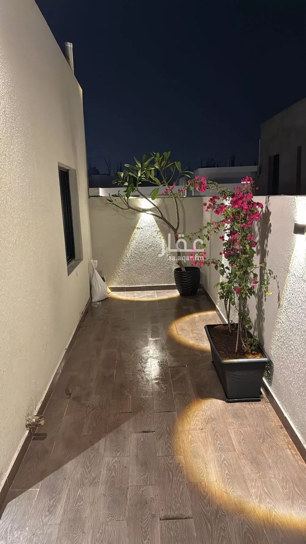 شقة 4 غرف في الحمرا 5