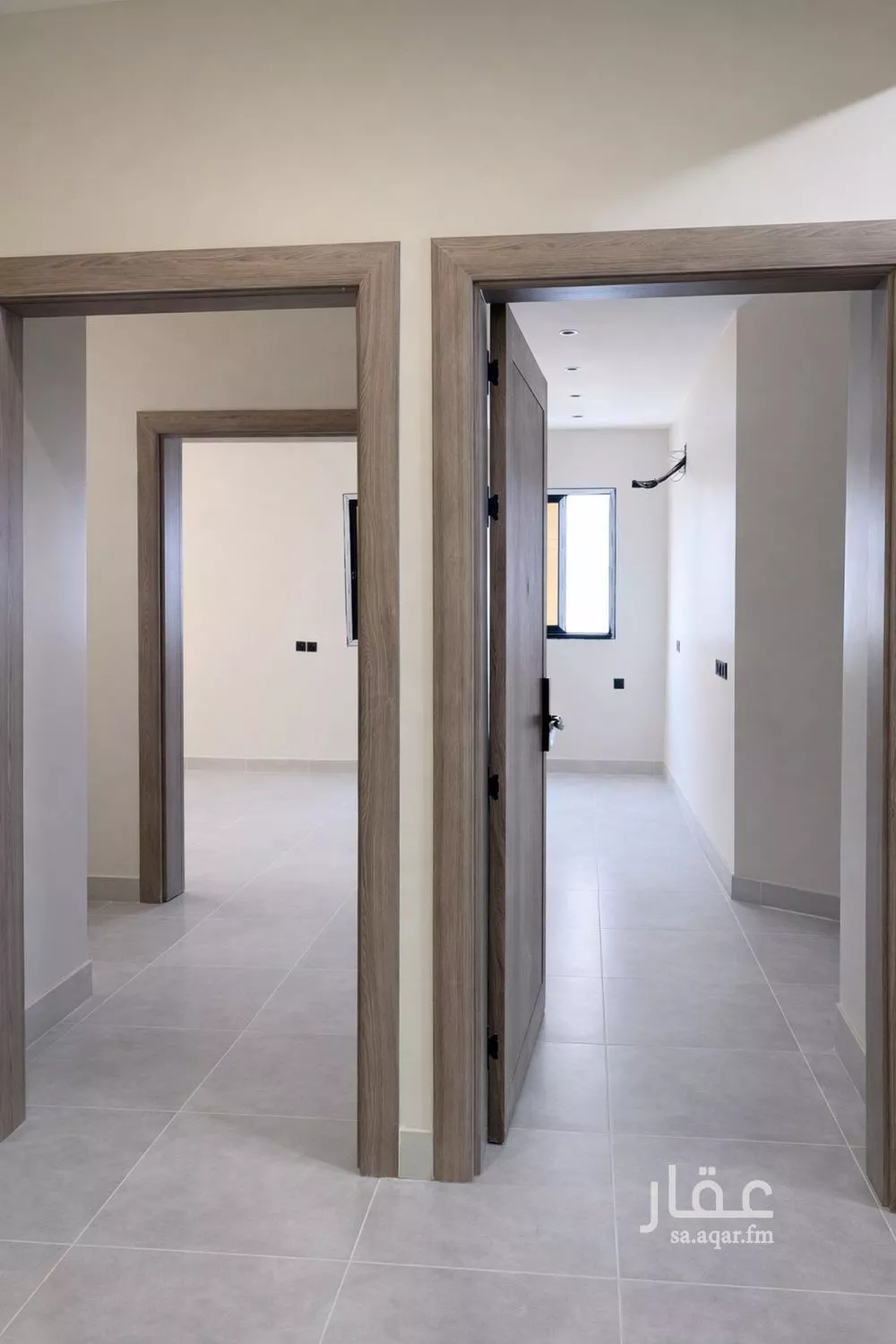 شقة 4 غرف في الحمرا 1