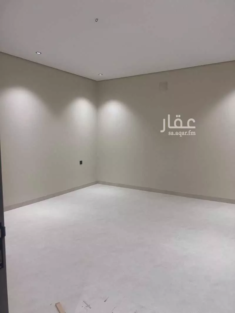 6 bedroom apartment in Al Manar 5