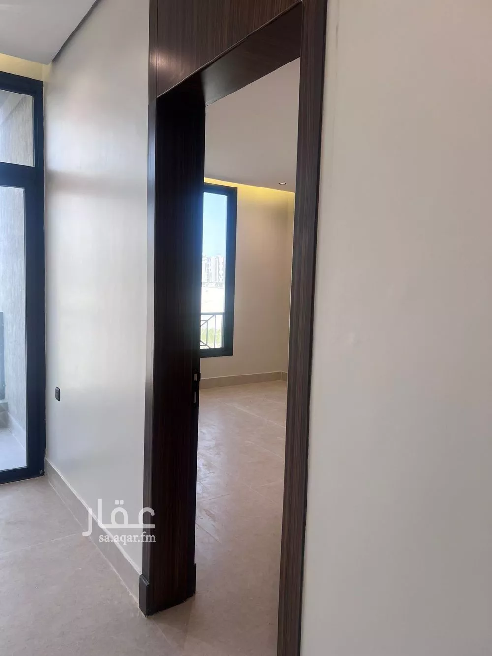 4 bedroom apartment in Al Hamra, Eastern Province 13