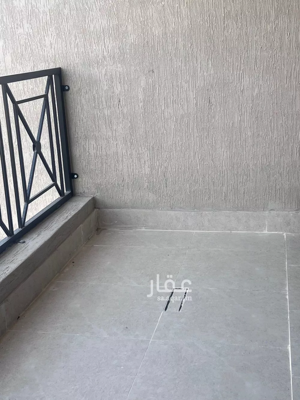 4 bedroom apartment in Al Hamra, Eastern Province 5