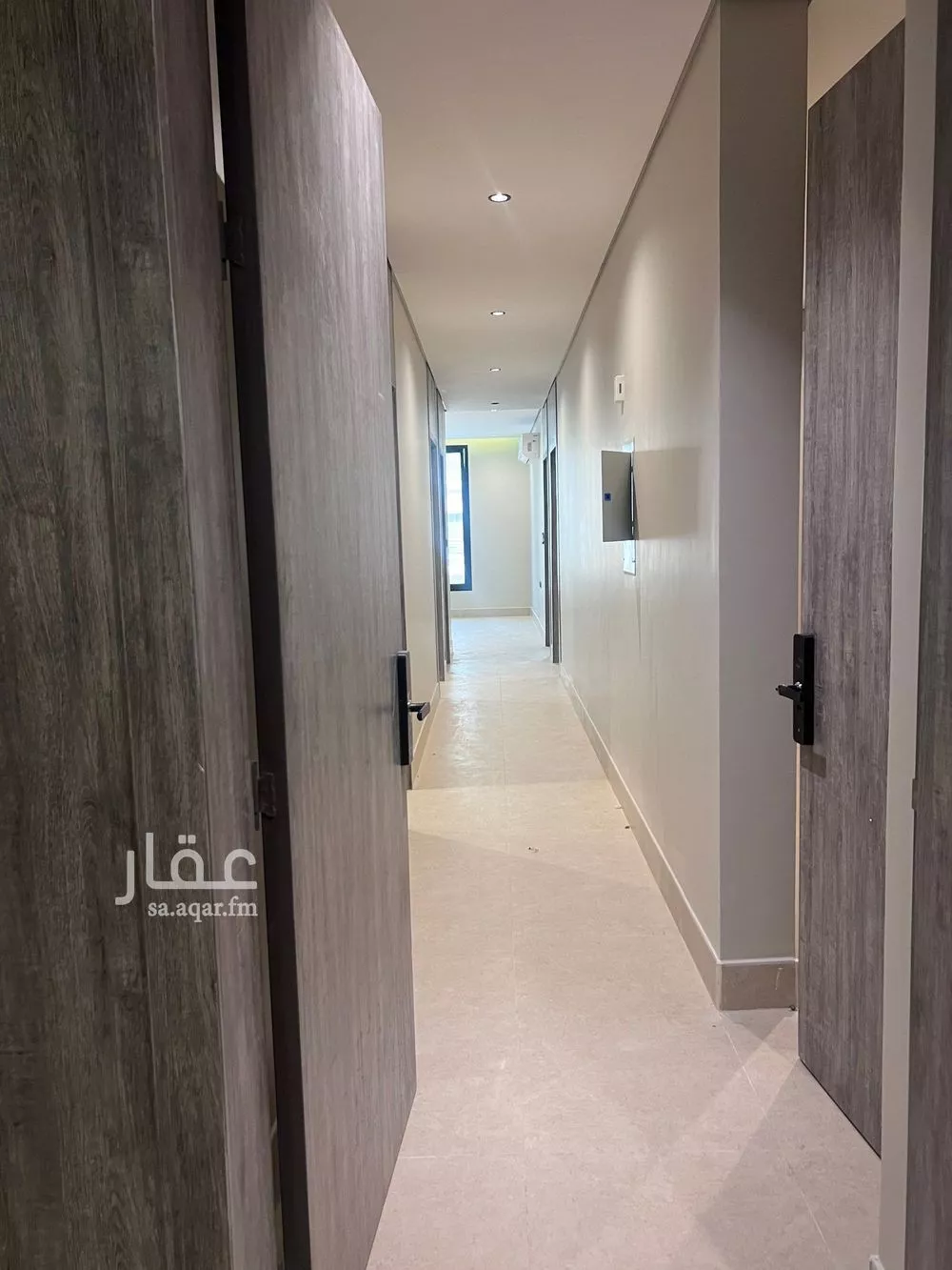 شقة 5 غرف في الحمرا 5