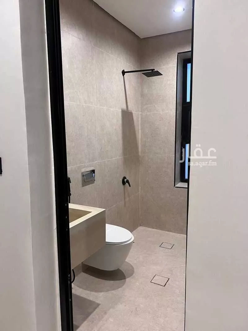 5 bedroom apartment in Ash Shulah, Eastern Province 9