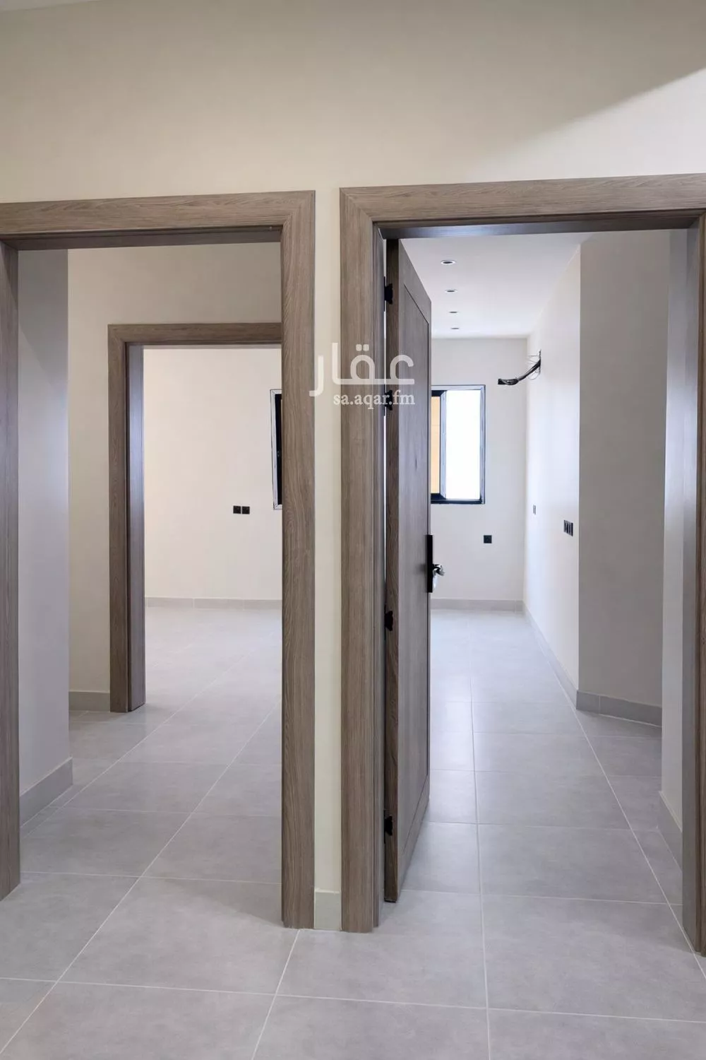 شقة 5 غرف في الحمرا 2