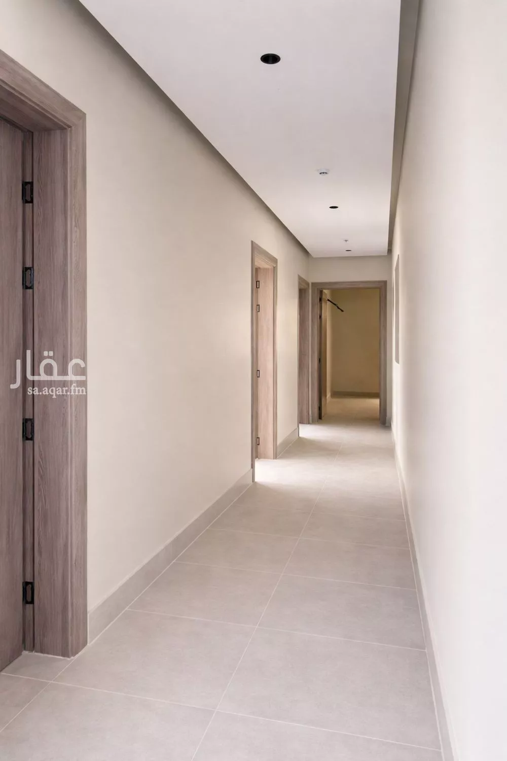 شقة 5 غرف في الحمرا 4