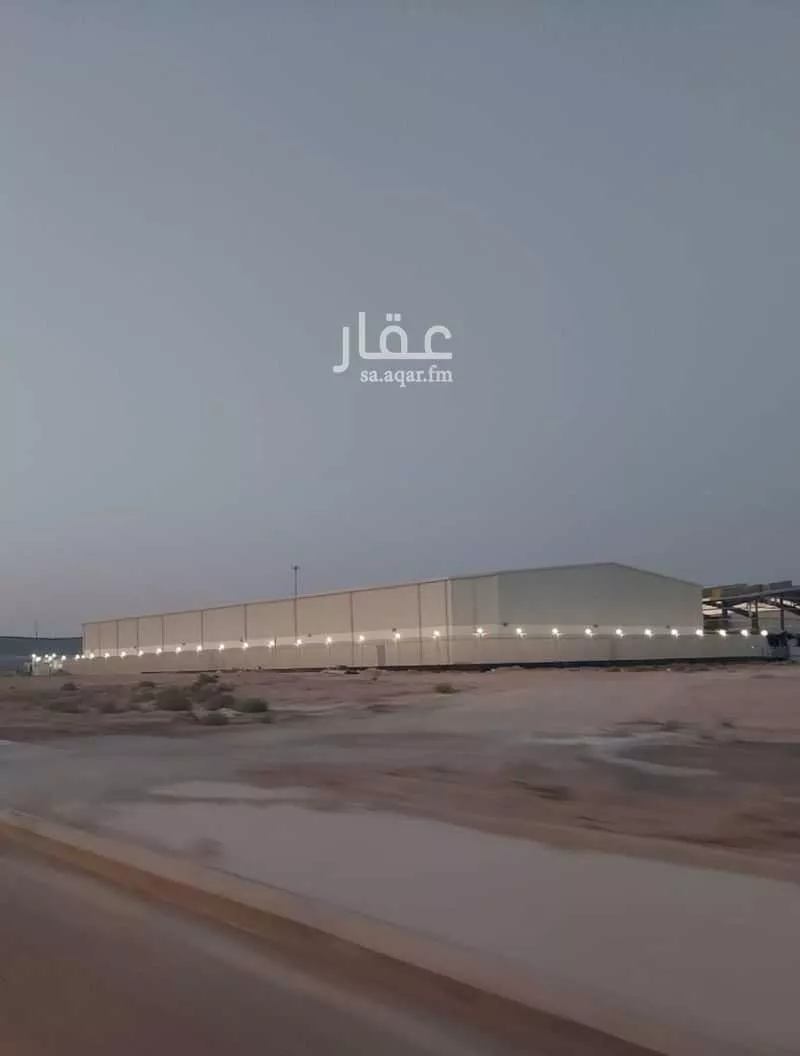 مستودع 4994 م² في المصفاة 5